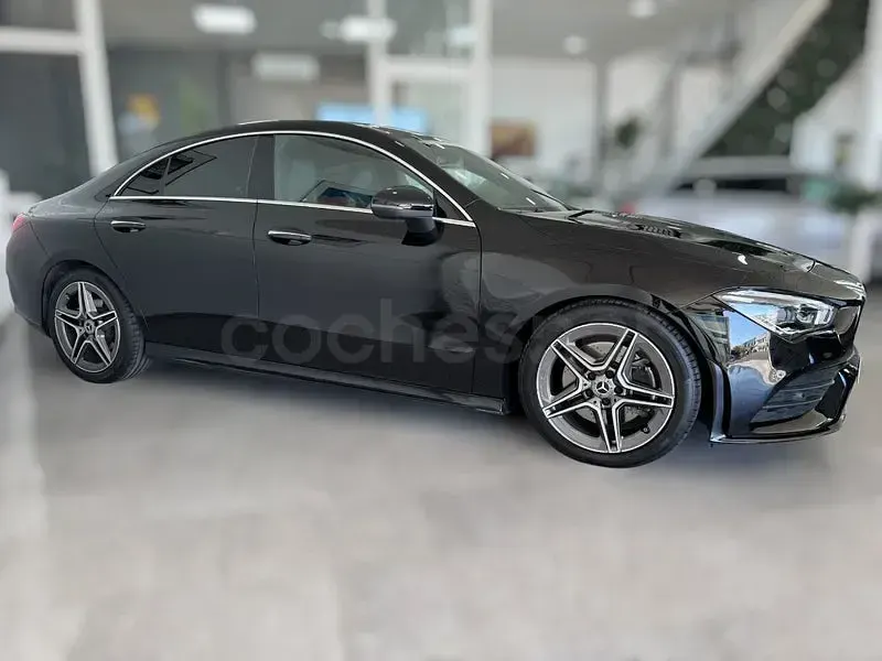 Usado Mercedes CLA200 163 CV (119 kW) 2020 Blanco Berlina