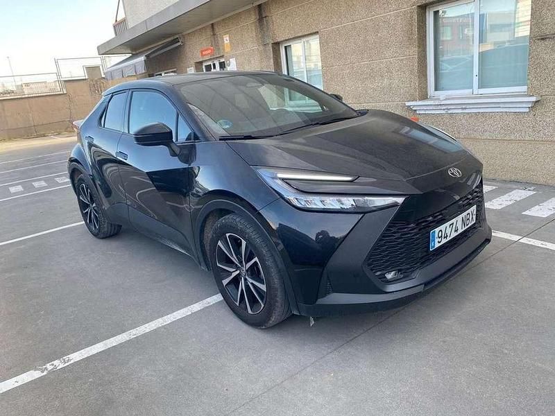 Usado Toyota C-HR Advance 141 CV (103 kW) 2025 Negro SUV
