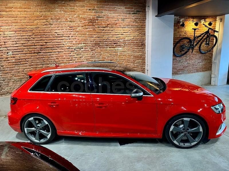 Usado Audi RS3 Exclusive 400 CV (294 kW) 2017 Rojo Berlina