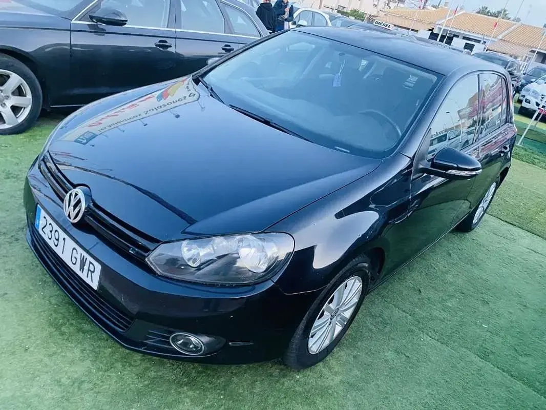 Usado VW Golf VI Advance 105 CV (77 kW) 2010 Negro Utilitario