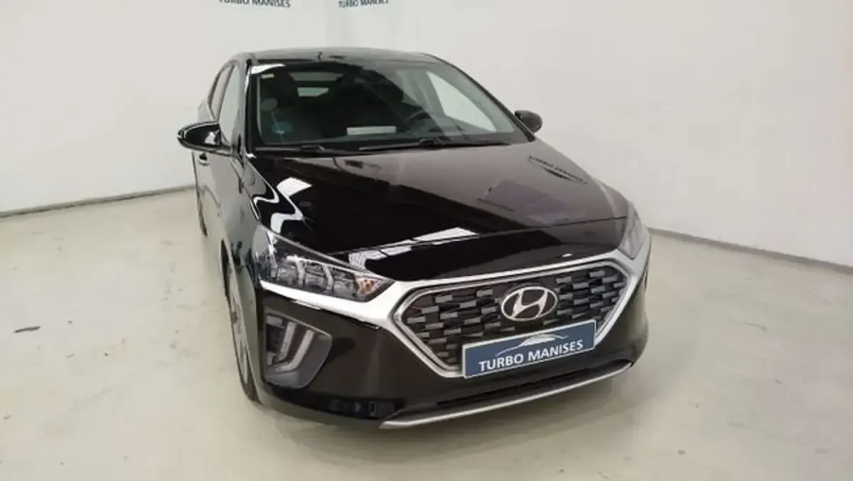 Usado Hyundai Ioniq 141 CV (103 kW) 2020 Negro Utilitario