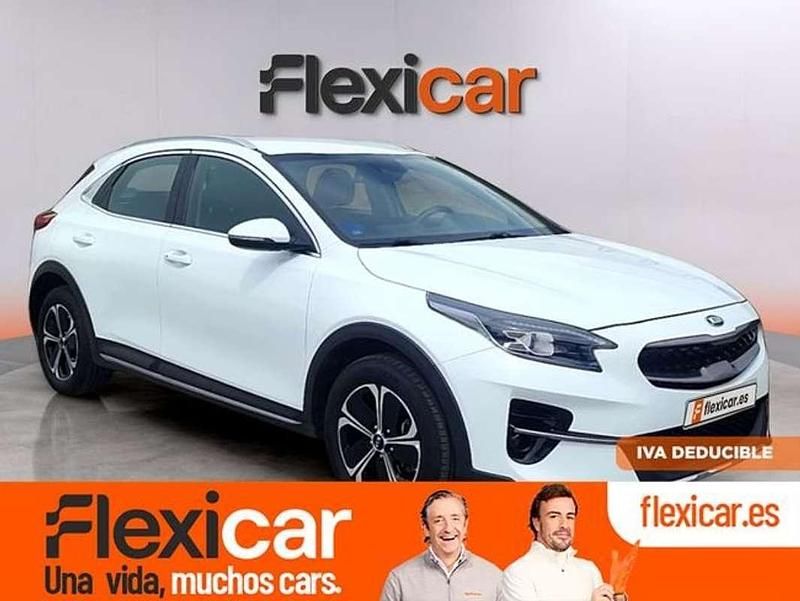 Usado Kia XCeed 136 CV (100 kW) 2021 Blanco SUV