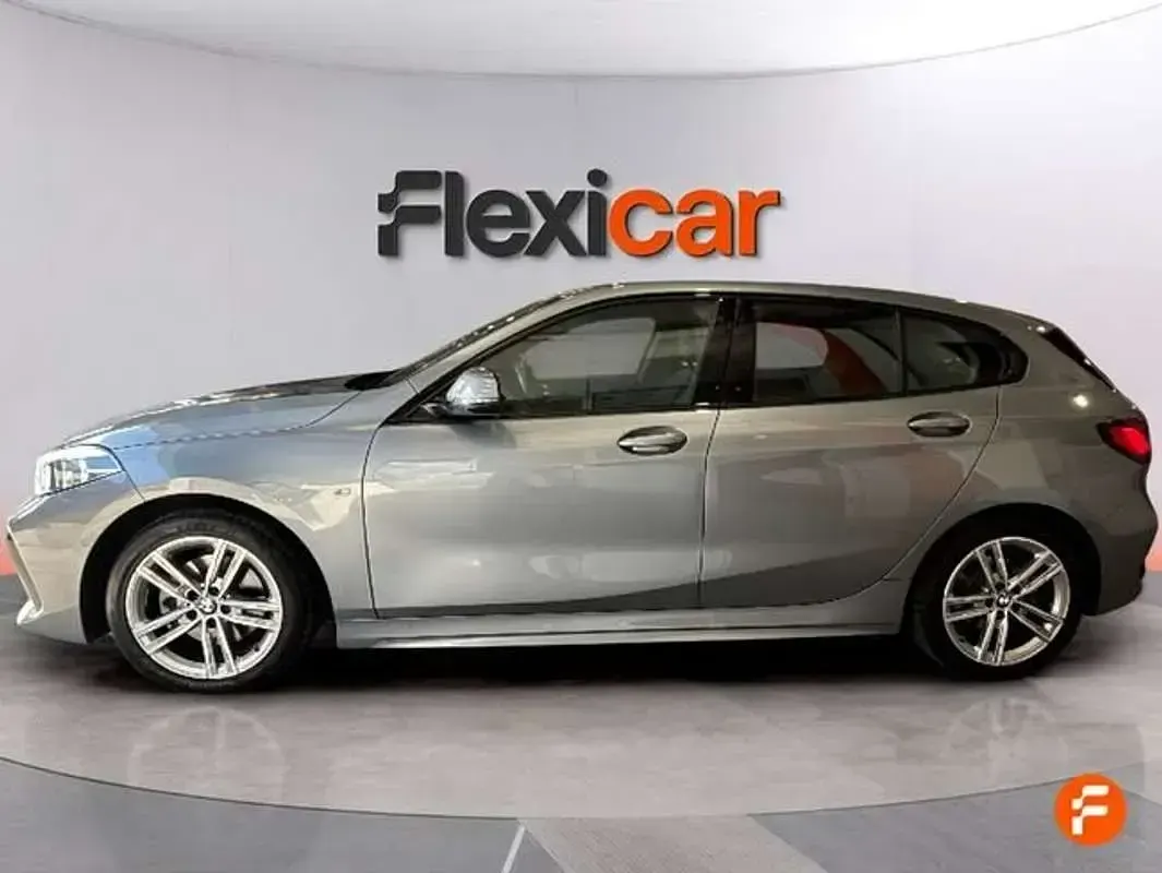 Usado BMW 116 116 CV (85 kW) 2024 Gris Utilitario