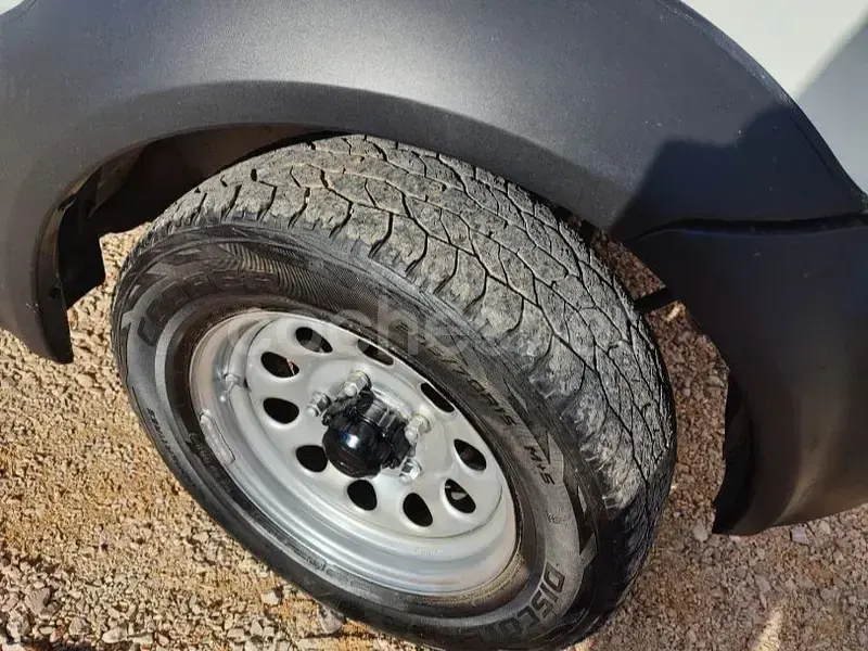 Usado Suzuki Jimny 85 CV (62 kW) 2013 Blanco SUV