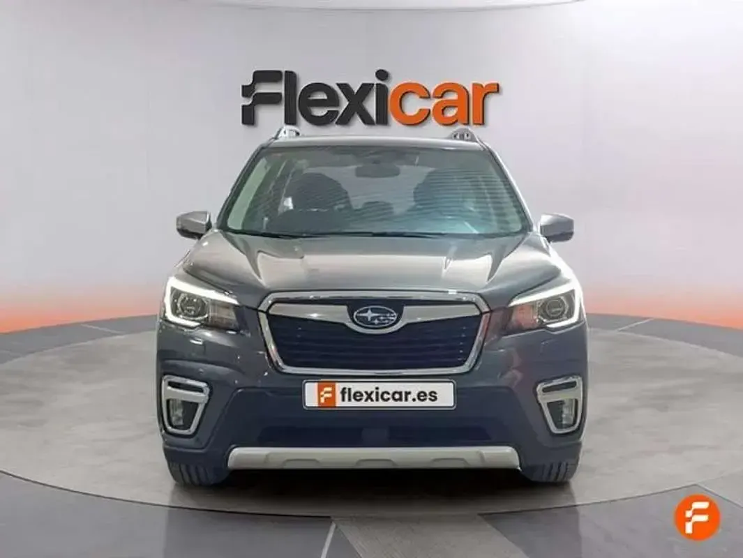 Usado Subaru Forester 151 CV (111 kW) 2021 Gris SUV