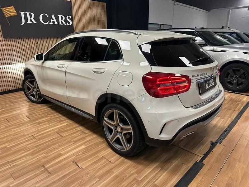 Usado Mercedes GLA220 AMG line 177 CV (130 kW) 2015 Blanco SUV