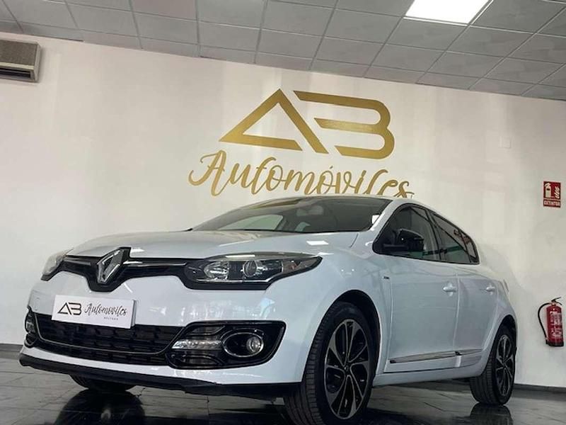 Usado Renault Mégane III Bose Edition 110 CV (80 kW) 2014 Blanco Utilitario