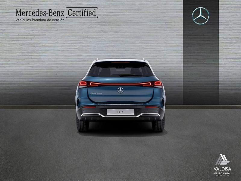 Usado Mercedes EQA250 AMG line 139 kW (190 CV) 2021 Azul SUV