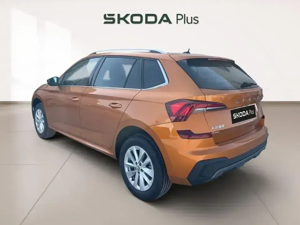 Usado Skoda Kamiq Selection 116 CV (85 kW) 2024 Naranja SUV
