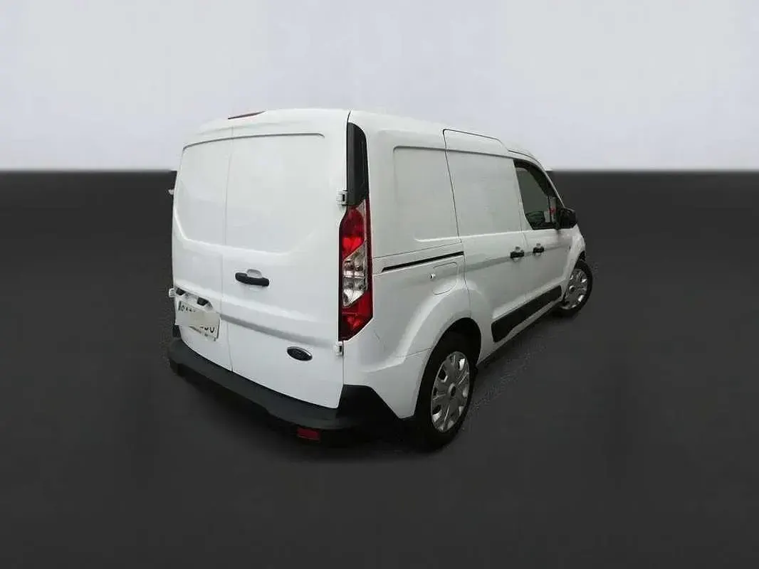 Usado Ford Tourneo Trend 101 CV (74 kW) 2019 Blanco Van