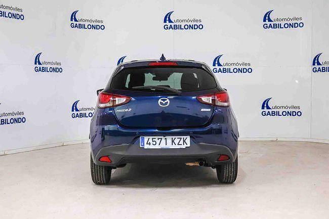 Usado Mazda 2 Edition 90 CV (66 kW) 2019 Azul Utilitario
