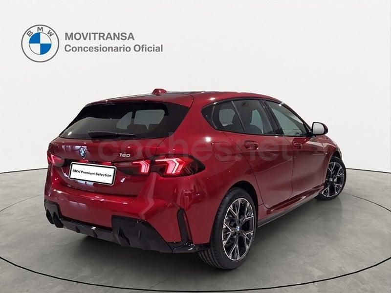 Usado BMW 120 Comfort Edition 170 CV (125 kW) 2025 Rojo Utilitario