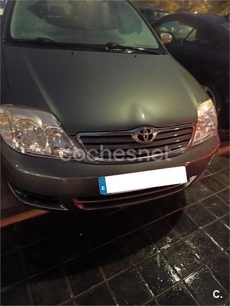 Granate Usado 2005 Toyota Corolla Terra Berlina | 4000 € (Precio justo) - Imagen 1/4