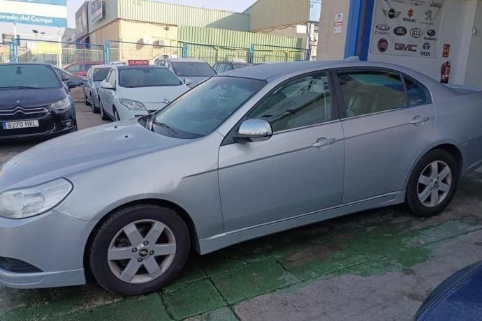 Usado Chevrolet Epica 150 CV (110 kW) 2007 Gris Berlina