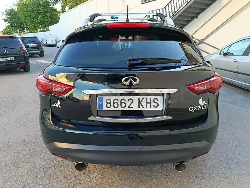 Usado Infiniti QX70 Premium 320 CV (235 kW) 2018 Negro SUV