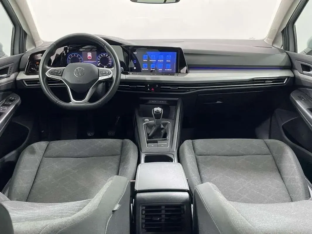 Usado VW Golf VIII Life 110 CV (80 kW) 2023 Gris Utilitario