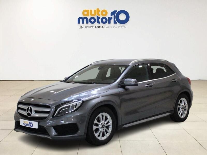 Gris montaña Usado 2016 Mercedes GLA220 AMG line SUV | 23.900 € (Un poco caro) - Imagen 1/4