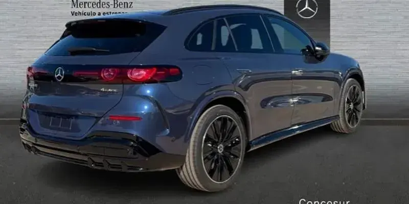 Nuevo Mercedes GLC400d 359 kW (489 CV) 2026 Azul