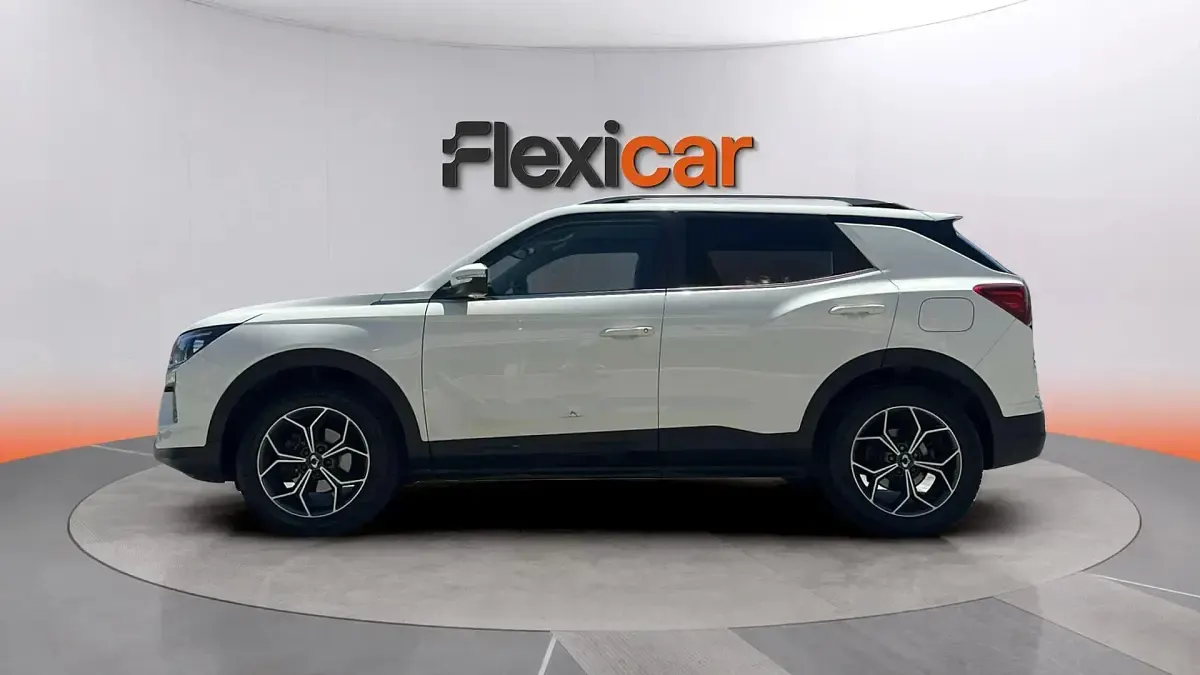 Usado SsangYong Korando 150 CV (110 kW) 2024 Blanco SUV