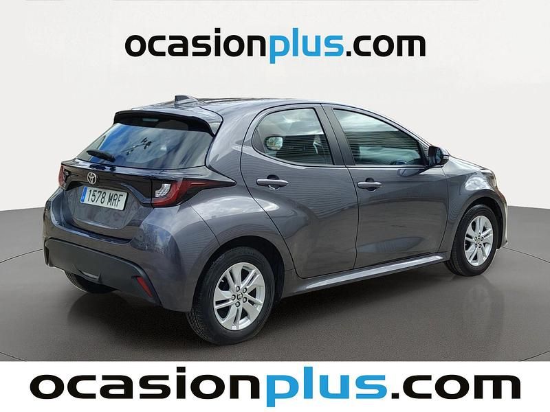 Usado Toyota Yaris Edition 125 CV (91 kW) 2024 Gris Utilitario