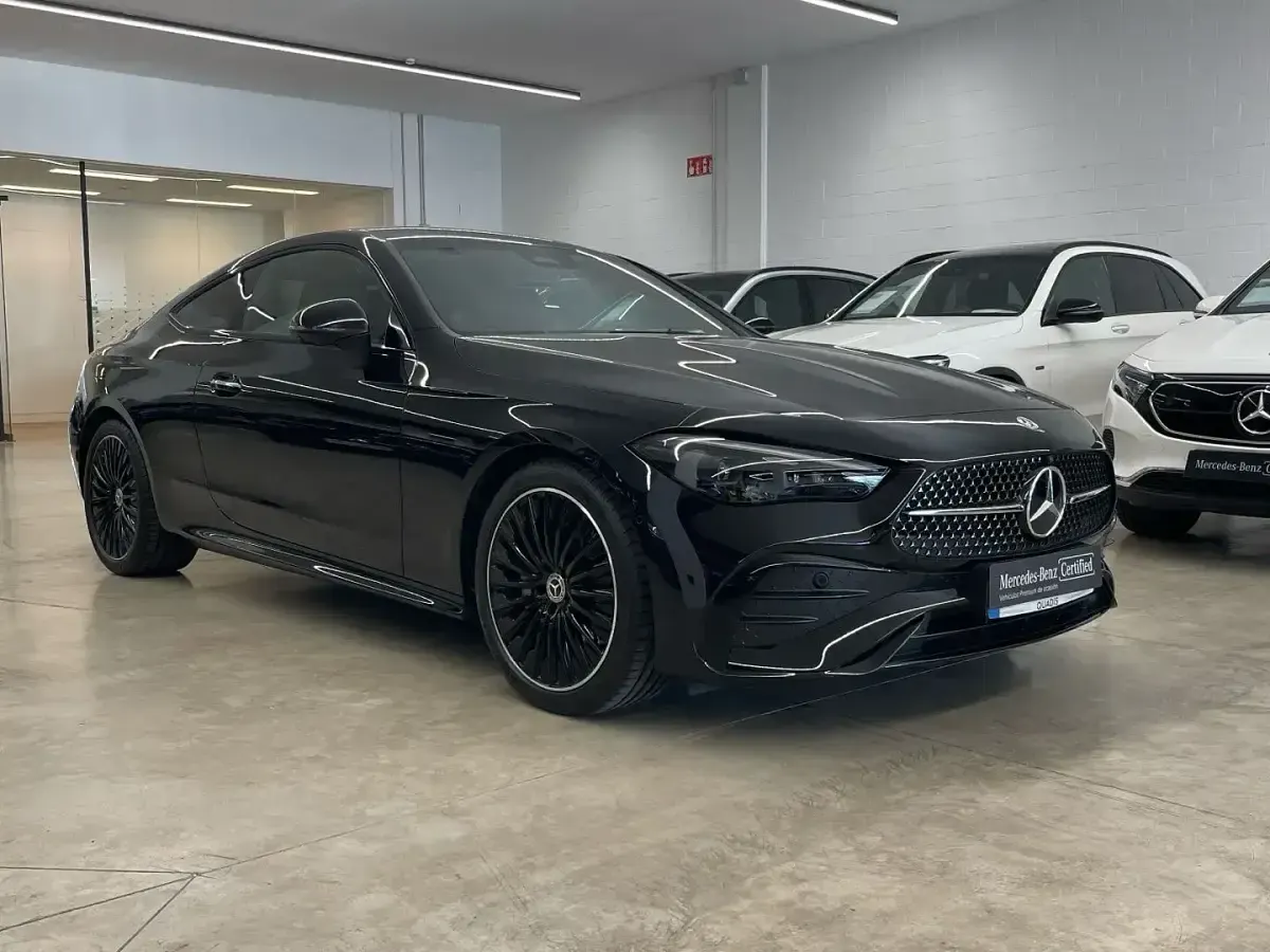 Usado Mercedes CLE220 197 CV (144 kW) 2025 Negro obsidiana Coupe