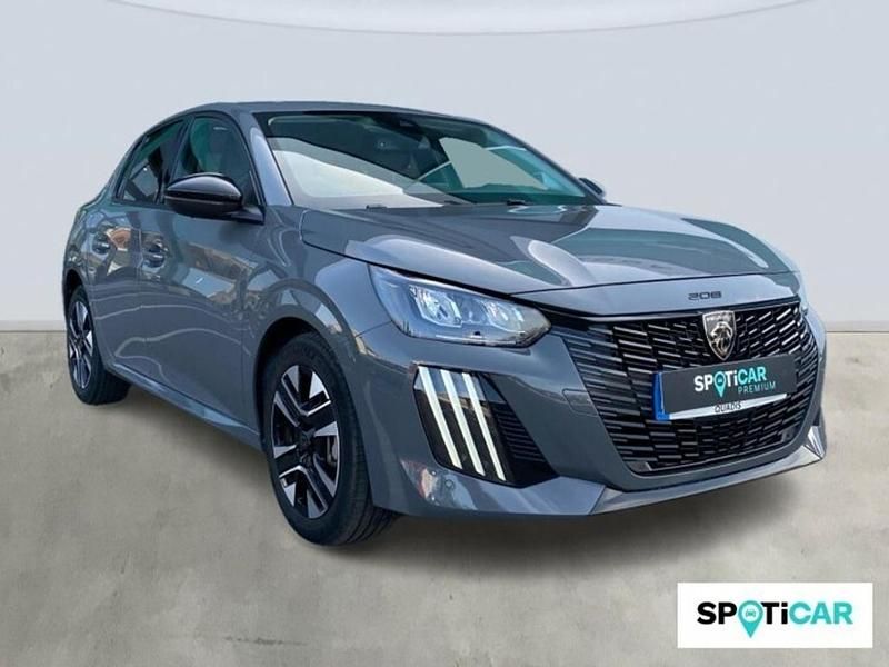 Usado Peugeot 208 Allure 101 CV (74 kW) 2024 Gris Utilitario