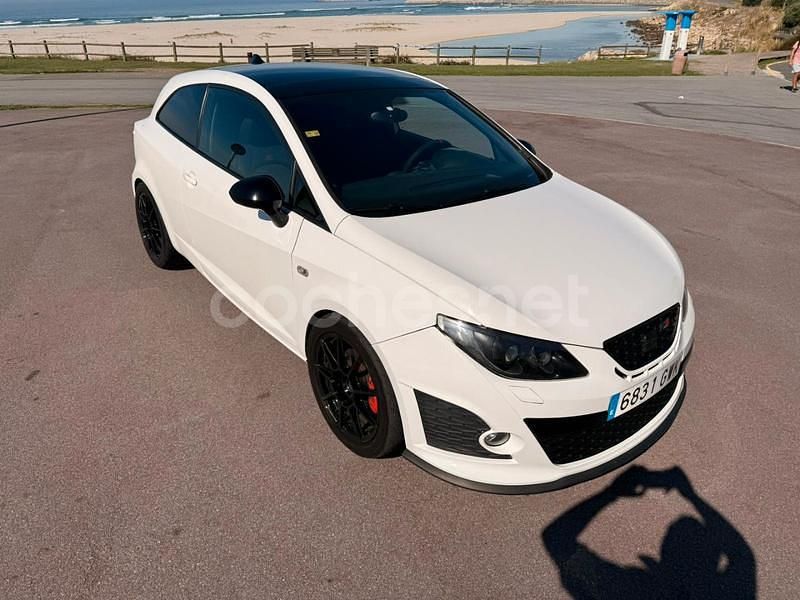 Blanco Usado 2010 Cupra Ibiza Berlina | 8900 € (Un poco caro) - Imagen 1/4