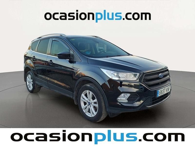 Usado Ford Kuga Trend+ 120 CV (88 kW) 2018 Negro SUV