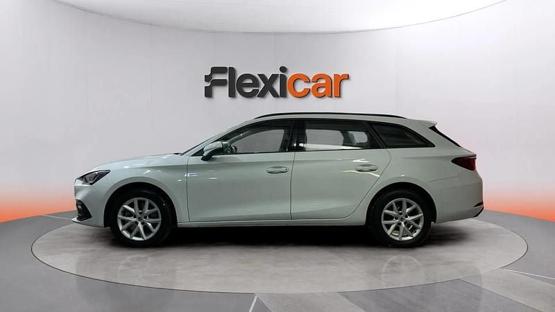 Usado Seat Leon Reference 116 CV (85 kW) 2021 Blanco Berlina
