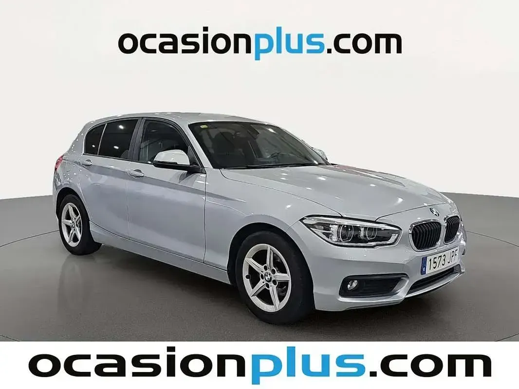 Usado BMW 116 116 CV (85 kW) 2016 Gris Utilitario