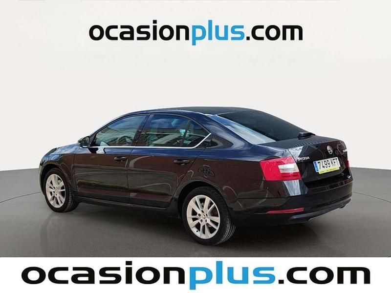 Usado Skoda Octavia 150 CV (110 kW) 2017 Negro Utilitario