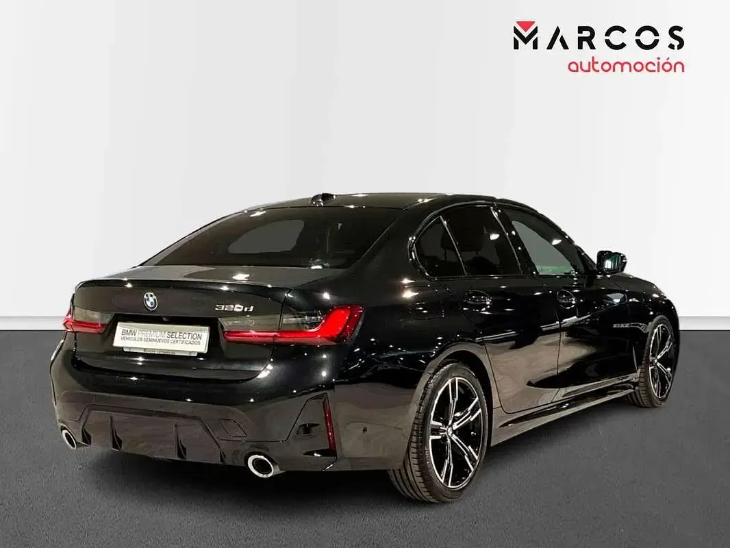 Usado BMW 320 Sport Line 190 CV (139 kW) 2025 Negro Berlina
