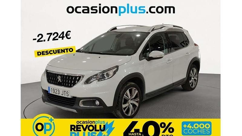 Usado Peugeot 2008 Allure 120 CV (88 kW) 2016 Blanco SUV