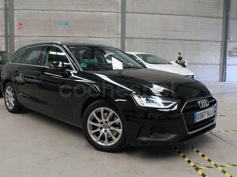Usado Audi A4 Advanced Plus 163 CV (119 kW) 2020 Negro Familiar