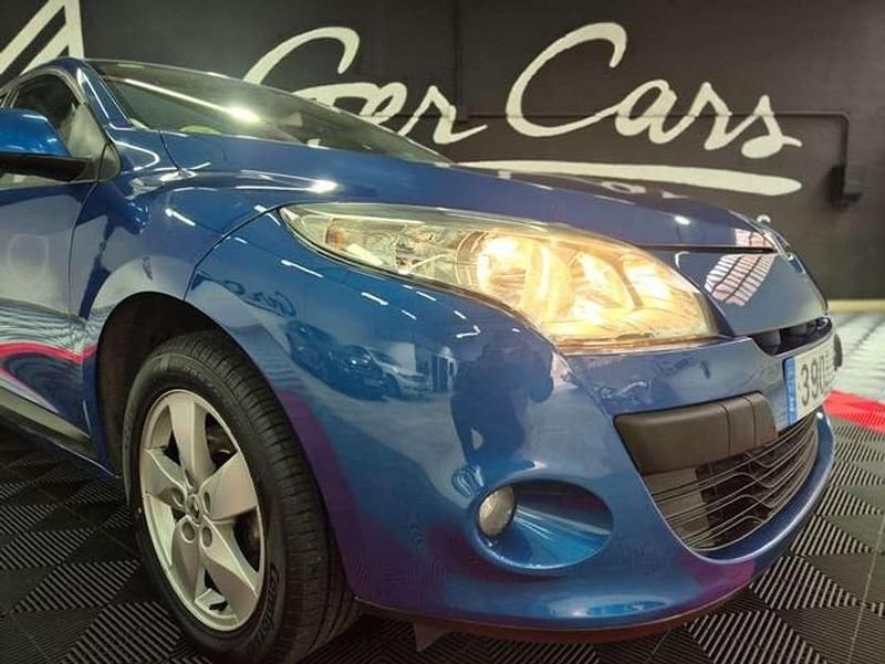 Usado Renault Mégane Dynamique 110 CV (80 kW) 2012 Azul Berlina