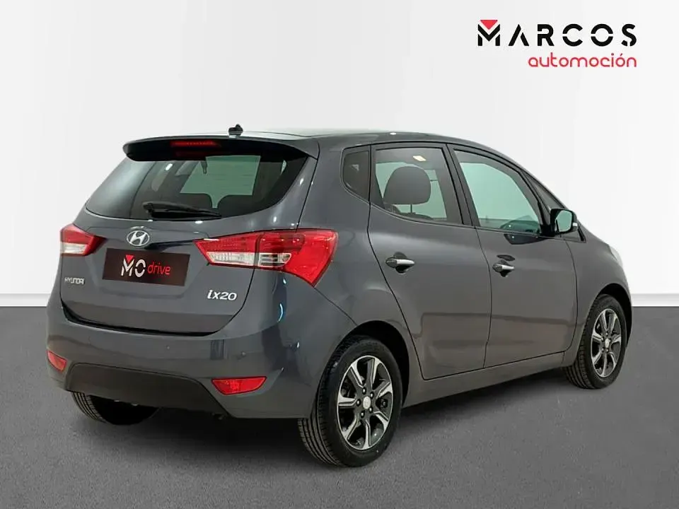 Usado Hyundai ix20 126 CV (92 kW) 2016 Utilitario