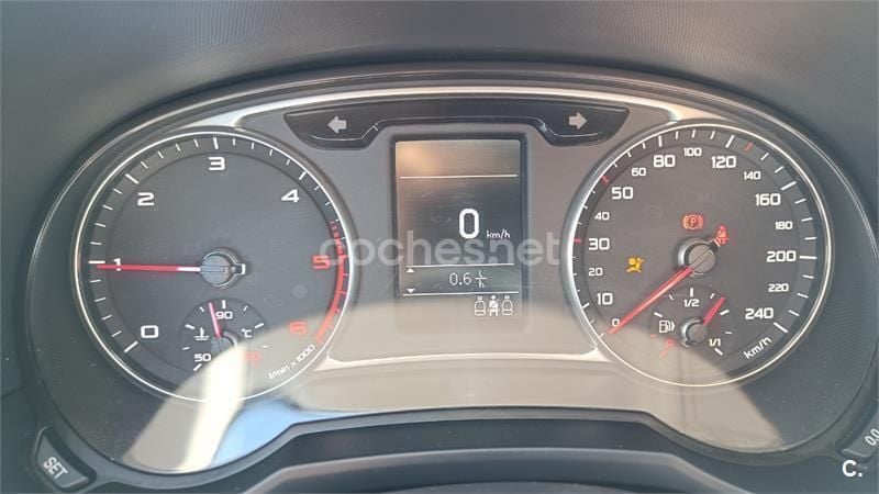 Azul Usado 2014 Audi A1 Sportback Utilitario | 7000 € (Buen precio) - Imagen 1/4