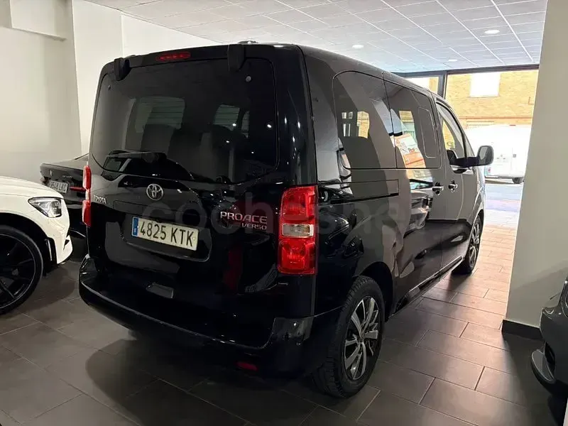 Usado Toyota Proace Verso Advance 120 CV (88 kW) 2019 Negro Familiar