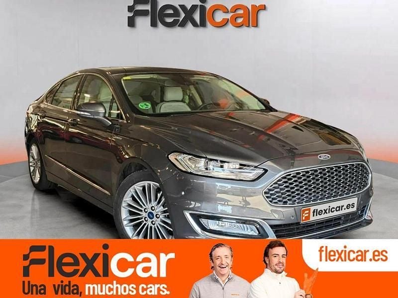 Gris Usado 2015 Ford Mondeo Titanium Berlina | 17.990 € (Precio justo) - Imagen 1/4
