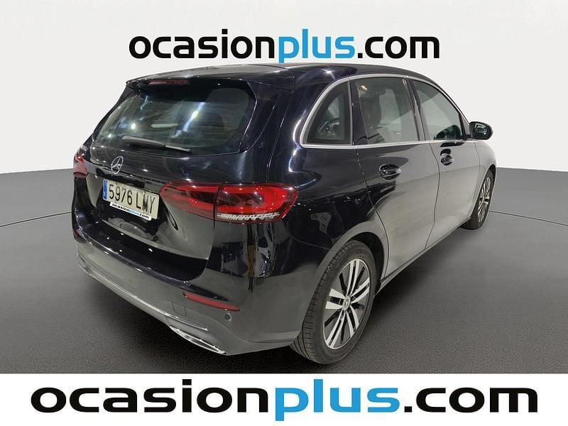 Usado Mercedes B180 116 CV (85 kW) 2021 Negro Monovolumen