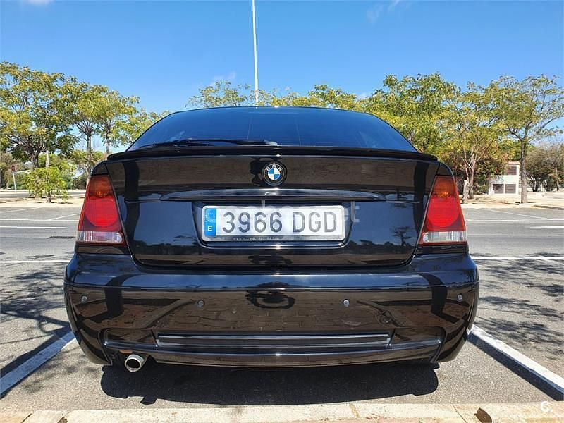 Usado BMW 316 M Sport 115 CV (84 kW) 2004 Negro Berlina