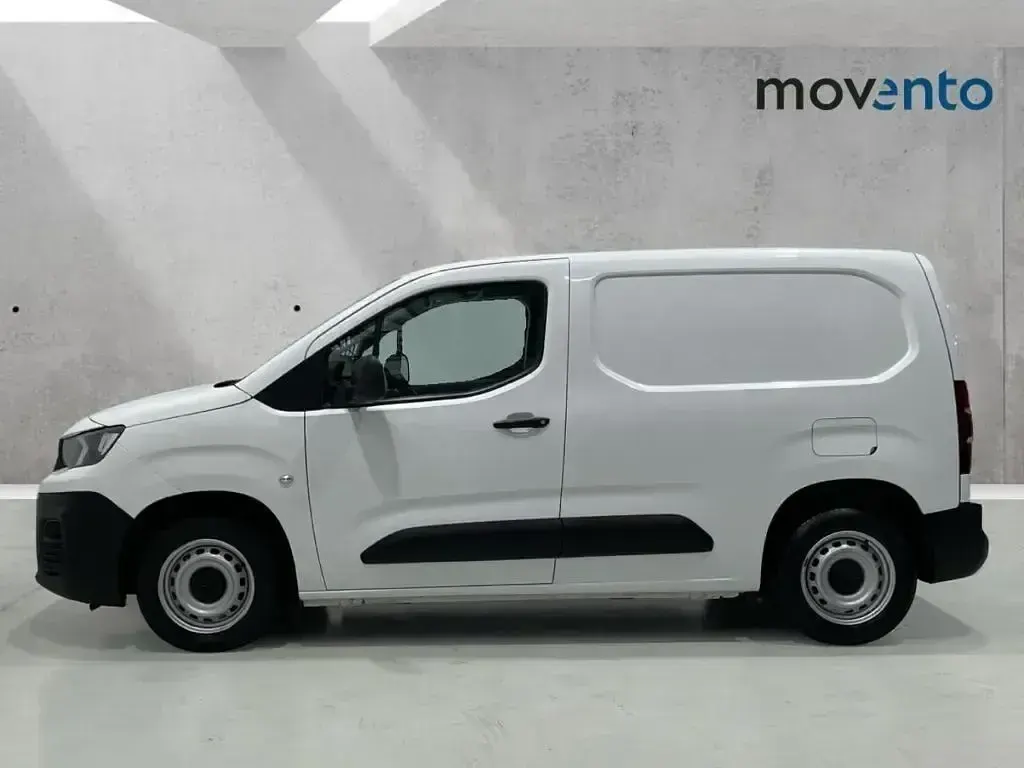Usado Peugeot Partner Premium 98 CV (72 kW) 2020 Blanco Monovolumen
