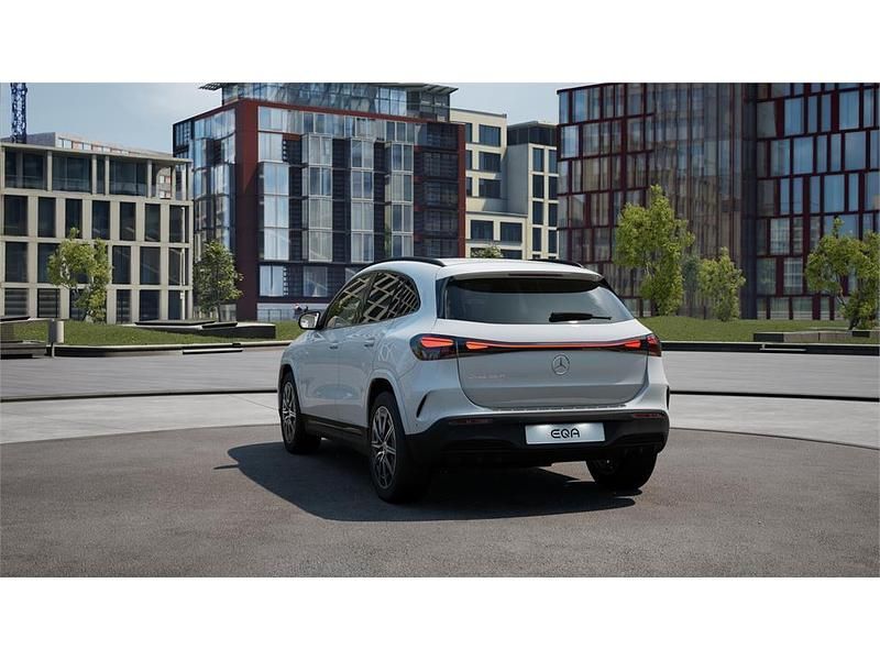 Usado Mercedes EQA250+ AMG 139 kW (190 CV) 2026 Blanco polar SUV