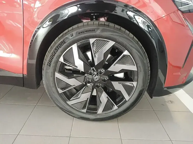 Usado Renault Rafale Esprit Alpine 200 CV (147 kW) 2025 Rojo SUV