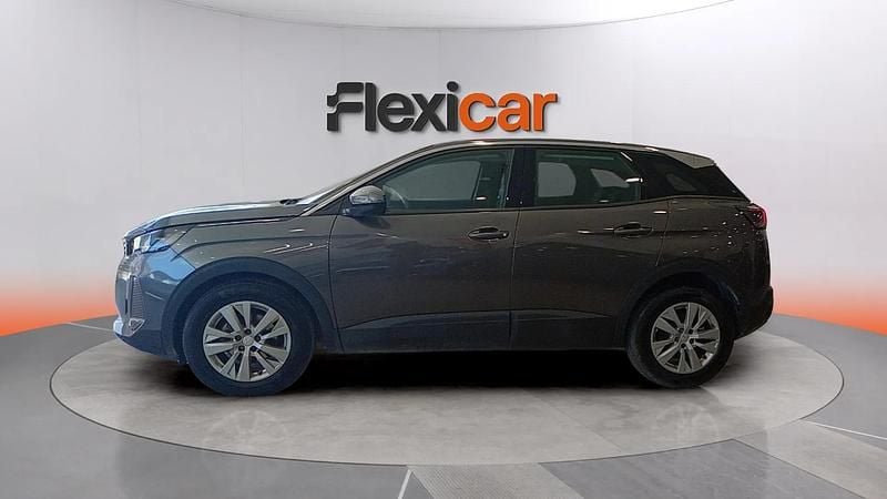 Usado Peugeot 3008 Active 131 CV (96 kW) 2021 Gris SUV