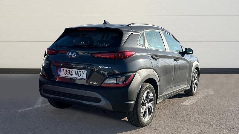 Usado Hyundai Kona 141 CV (103 kW) 2023 Gris / plata SUV