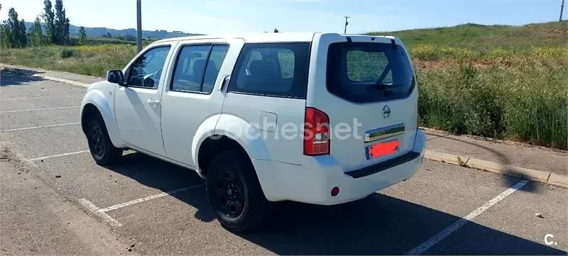 Usado Nissan Pathfinder SE 174 HP (127 kW) 2007 Branco SUV