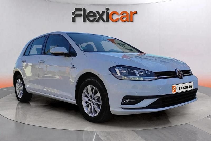 Blanco Usado 2019 VW Golf Berlina | 12.890 € (Super precio) - Imagen 1/4