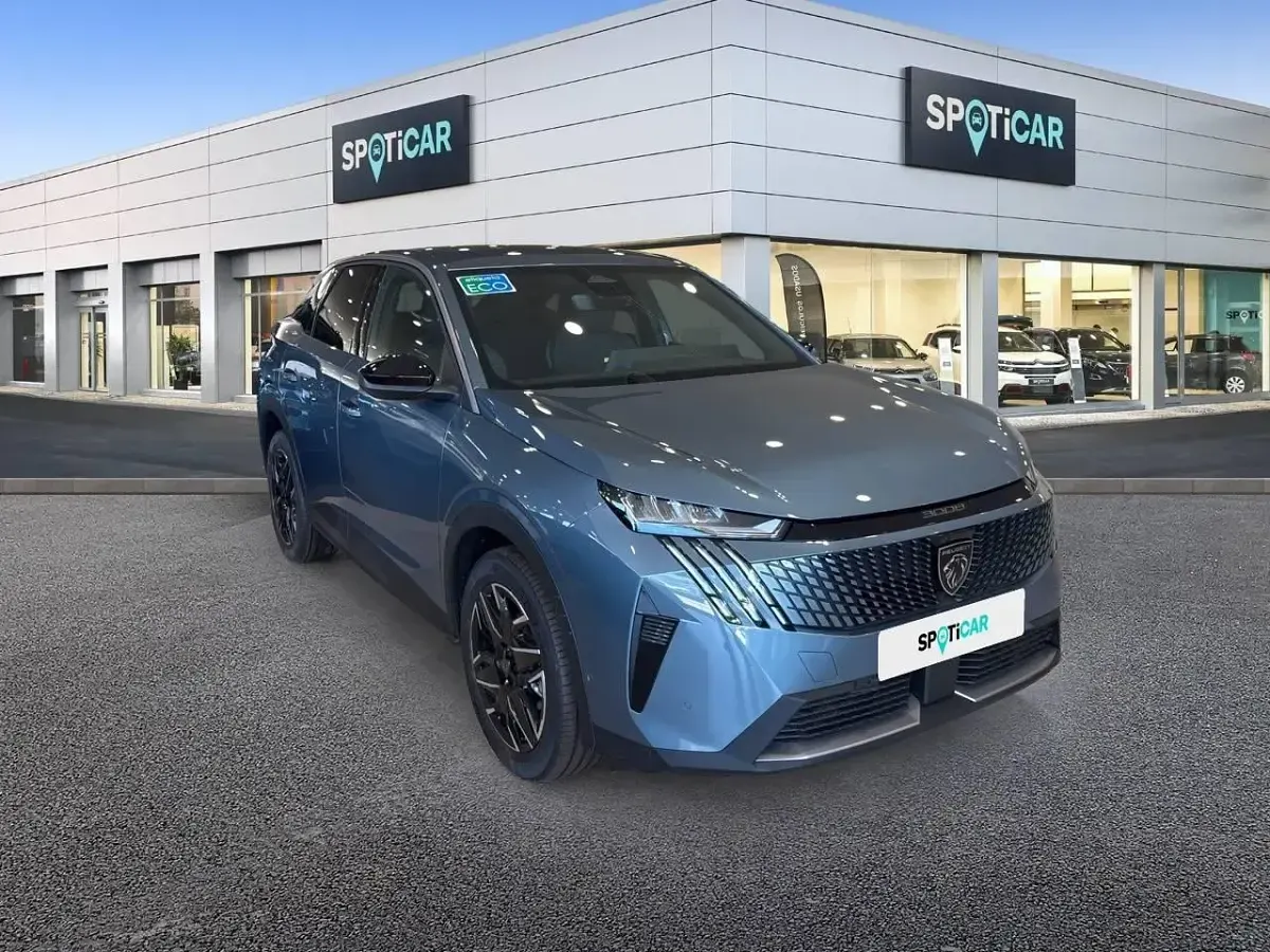 Usado Peugeot 3008 Allure 136 CV (100 kW) 2025 Azul SUV