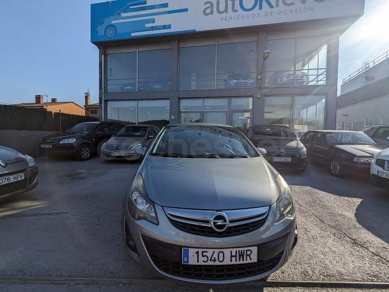 Usado Opel Corsa Selective 85 CV (62 kW) 2014 Gris / plata Utilitario